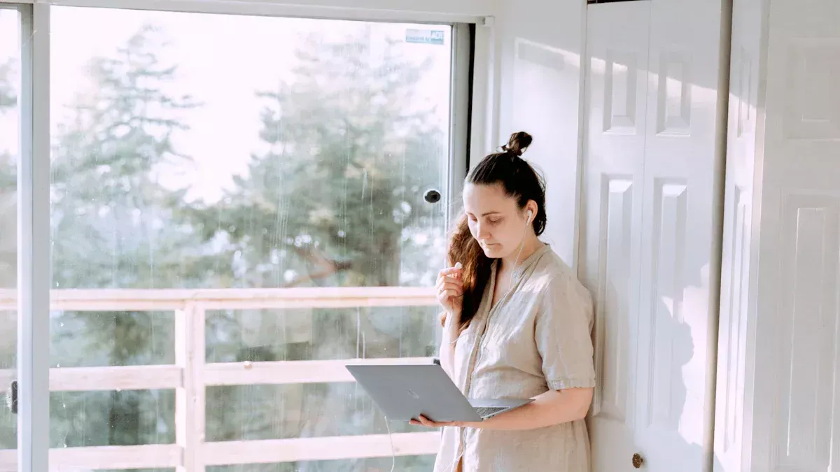 Combien d'heures une couche peut-elle être utilisée pour les adultes?